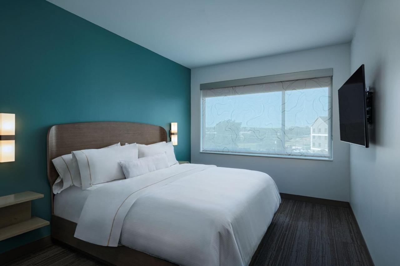 Element Hotel