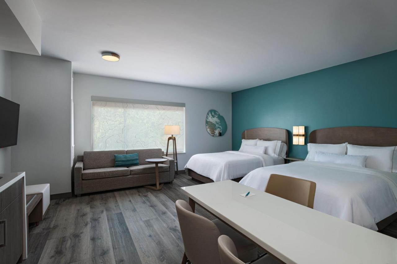 Element Hotel 3*